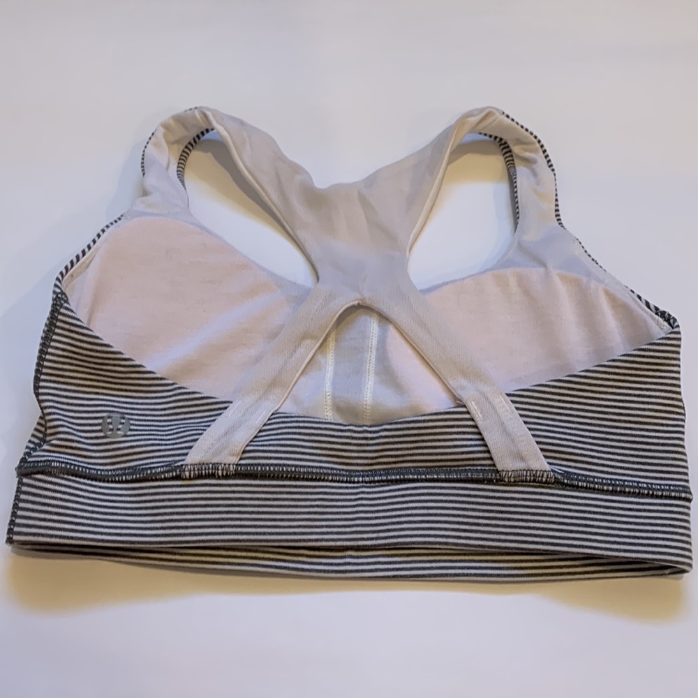 Lululemon Sports Bra with removable padding